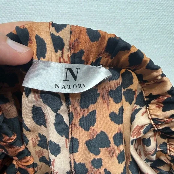 Natori Leopard Print Pajama Set Wide Leg Crop Pants Top M Lounge Chic Resort - Picture 9 of 13